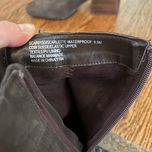 NEW Blondo | Scarlette Waterproof Ankle Boot‎ Brown Sz 9.5 - Picture 3 of 5